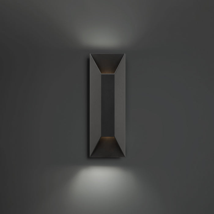 Modern Forms - WS-W24116-30-BK - LED Outdoor Wall Sconce - Maglev - Black