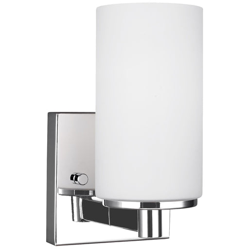 Generation Lighting. - 4139101-05 - One Light Wall / Bath Sconce - Hettinger - Chrome