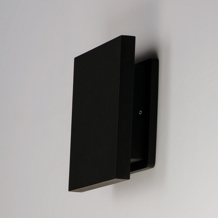 ET2 - E41388-BK - LED Outdoor Wall Sconce - Alumilux Tau - Black